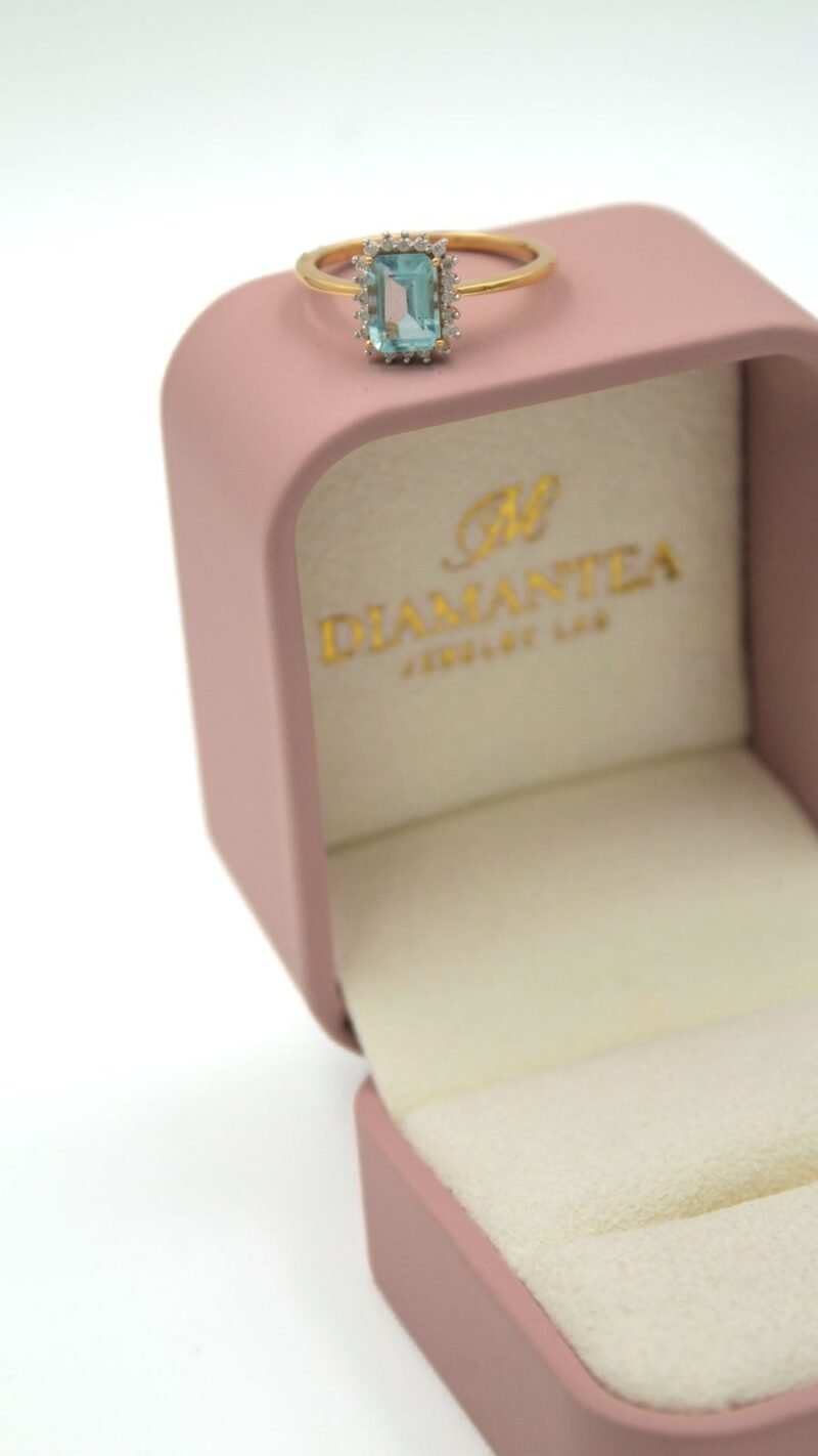 Aquamarine Yellow Gold Ring